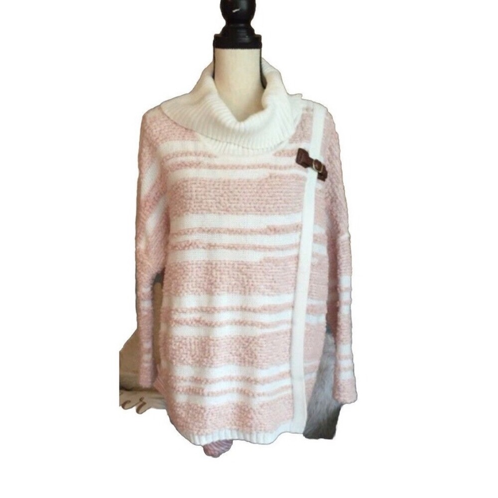 Calvin Klein Women’s Pink Cape Buckle Sweater Size L/XL Elegant Poncho Style